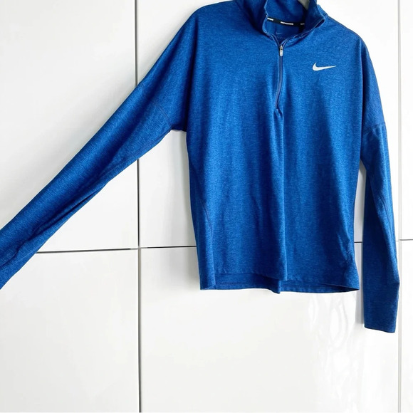 Nike Running Women’s Pullover Blue Size Medium Dri-Fit 1/4 Zip Swoosh Athletic - Picture 3 of 8